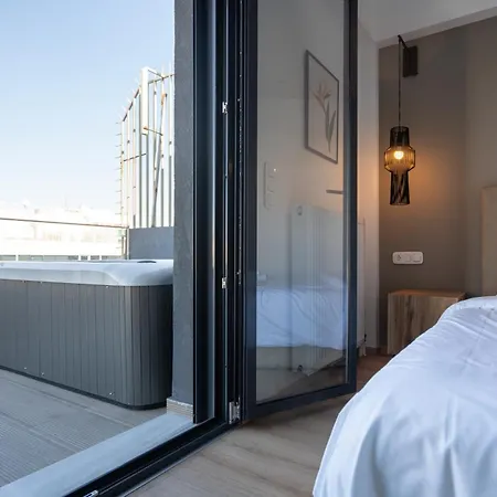 شقة The Edge - Luxury Residences *